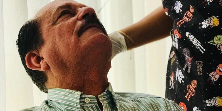 Urgente: aos 70 anos, prefeito de Ribamar é internado às pressas