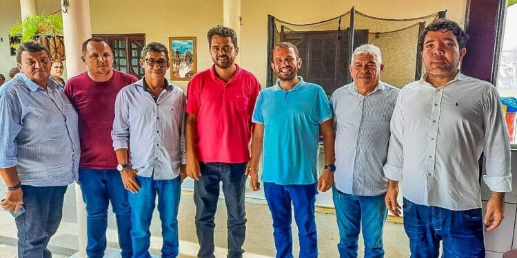 Em encontro em Tuntum, Fernando Pessoa convida Enilton Rodrigues a apoiar Werverton