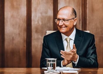 Eleições: Alckmin se encontra com Siqueira e acerta filiação com PSB para ser vice de Lula