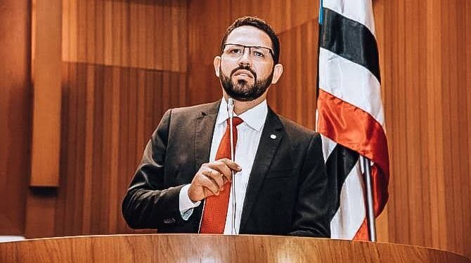 Deputado Ciro Neto, garante que mães terão direito de capacitação para aprenderem técnicas de primeiros socorros aos recém-nascidos