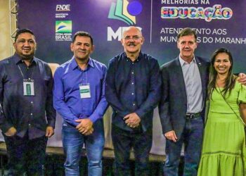 São João Batista: Prefeito Mecinho participa de evento com ministro da educação e com presidente do FNDE na capital