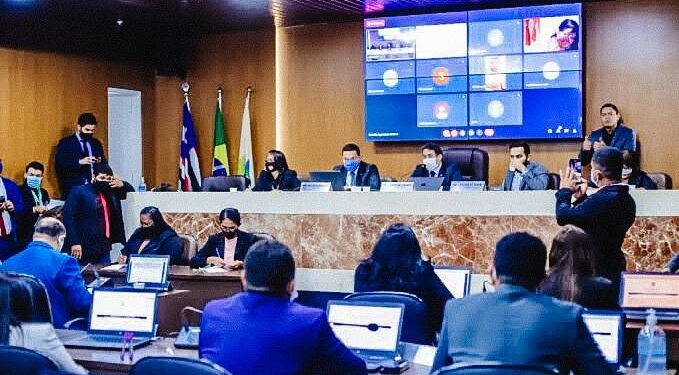 São Luís: Vereadores cobram reforma do Terminal de Integração da Cohama