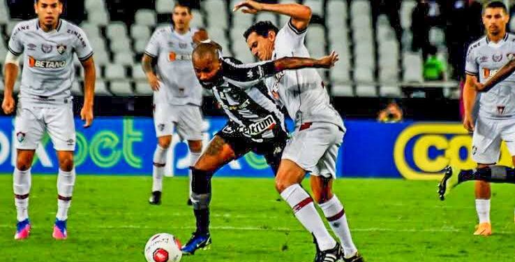 Cariocão: Flu perde para Botafogo mas se classifica para final Cariocão: Flu perde para Botafogo mas se classifica para final