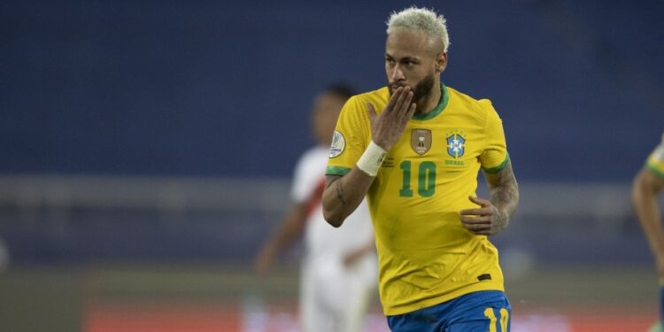 Site especializado em vazamento de camisas de futebol, apresenta o provável uniforme da seleção brasileira para a Copa do Mundo do Catar Site especializado em vazamento de camisas de futebol, apresenta o provável uniforme da seleção brasileira para a Copa do Mundo do Catar