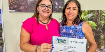 São Benedito do Rio Preto: Turma de Jovens inscritos em cursos profissionalizantes oferecidos pela prefeitura são ertificados.