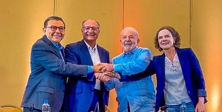 Eleições 2022: Diretório nacional do PT aprova indicação de Geraldo Alckmin, do PSB, para vice na chapa de Lula Eleições 2022: Diretório nacional do PT aprova indicação de Geraldo Alckmin, do PSB, para vice na chapa de Lula