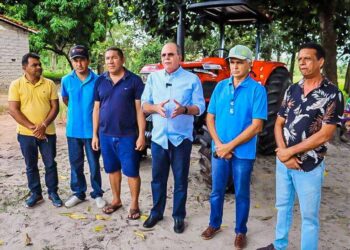 Hildo Rocha: Deputado entrega mais uma patrulha mecanizada para agricultores de Anapurus