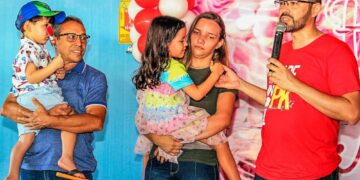 SISTEMA CENTRO NORTE REALIZA CAFÉ DA MANHÃ E SORTEIO DE BRINDES PARA COMEMORAR O DIA DAS MÃES EM PRESIDENTE DUTRA/MA.