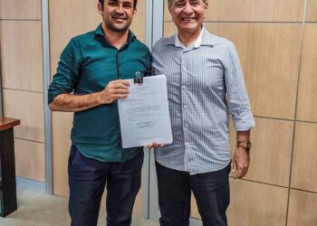 São Benedito do Rio Preto:  Prefeito Wallas Rocha garante mais a asfalto para o município