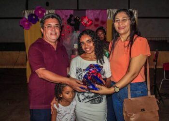 Guimarães: Prefeito Osvaldo realiza grande evento para as mamães do município