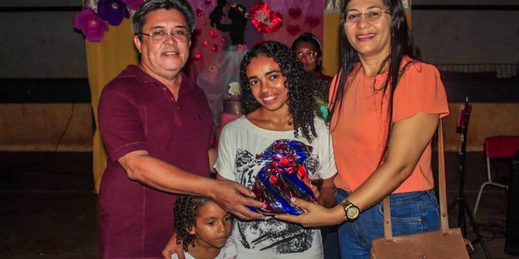 Guimarães: Prefeito Osvaldo realiza grande evento para as mamães do município