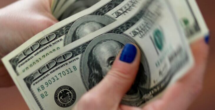 Economia: Dólar cai para R$ 5,25 e fecha no menor valor em quase um mês Economia: Dólar cai para R$ 5,25 e fecha no menor valor em quase um mês