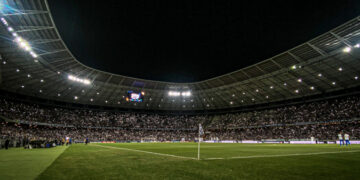 Arena Castelão: Novo apagão atrasa partida entre Ceará e Avaí pelo Brasileirão