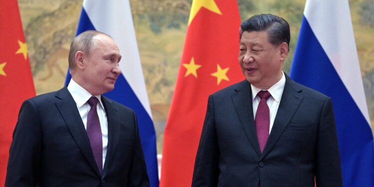 Apoio: China anuncia que vai enviar tropas para a Rússia Apoio: China anuncia que vai enviar tropas para a Rússia