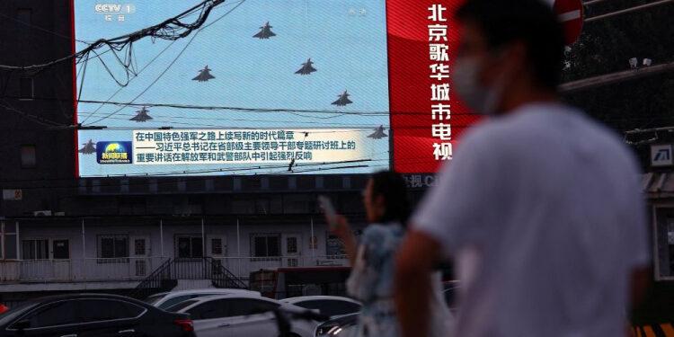 Confronto: Aviões de guerra chineses voltam a sobrevoar Taiwan, diz governo local