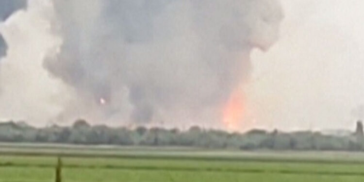 Guerra: Depósito de munições explode na Crimeia e Rússia diz ser alvo de ‘ato de sabotagem’ Guerra: Depósito de munições explode na Crimeia e Rússia diz ser alvo de ‘ato de sabotagem’