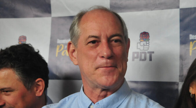 Ciro propõe 5 milhões de empregos em dois anos, fim do Orçamento Secreto e critica Lula e Bolsonaro Ciro propõe 5 milhões de empregos em dois anos, fim do Orçamento Secreto e critica Lula e Bolsonaro