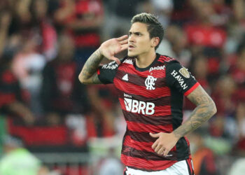 Libertadores: Com gol de Pedro, Flamengo vence o Corinthians e garante vaga na semifinal da Libertadores