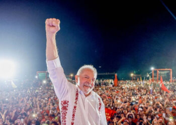 Eleições 2022: Proibido por lei, Lula pede voto antes do período oficial de campanha em evento no Piauí