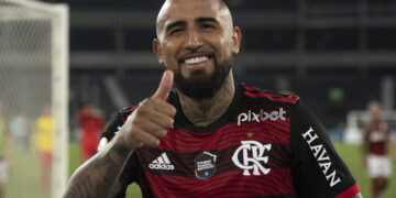 Brasileirão: Flamengo supera defesa do Botafogo e volta a encurtar distância para o líder Palmeiras