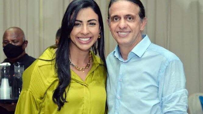 Eleições 2022: Candidata Daniella Jadão além de varias mudanças nos últimos meses, agora muda de cor em declaração de raça.