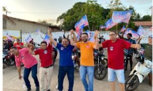 Eleições 2022: Taxistas organizam motociata com Deputado Ciro Neto pelas ruas de São José de Ribamar