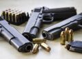 Eleições 2022: TSE proíbe transporte de armas e munições no dia das eleições, um dia antes e um dia depois Eleições 2022: TSE proíbe transporte de armas e munições no dia das eleições, um dia antes e um dia depois