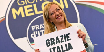 Giorgia Meloni: saiba quem é a líder da direita que deve se tornar a primeira mulher a governar a Itália