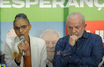 Marina Silva cita ‘semente maléfica do bolsonarismo’ e anuncia apoio à candidatura de Lula à presidência