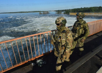 Internacional: Rússia acusa Ucrânia de matar moradores de Kherson durante operação de retirada