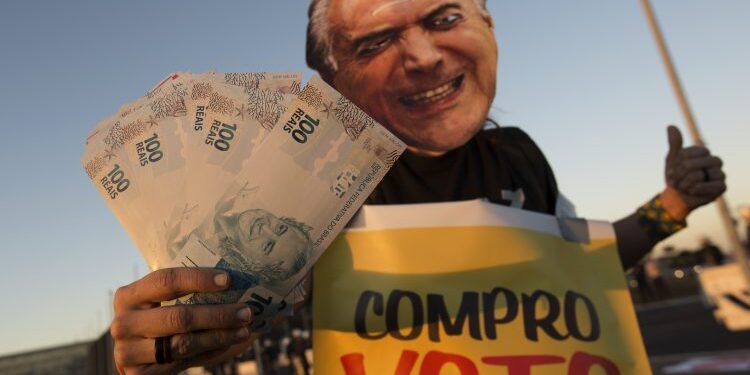 Crime Eleitoral: Ministério da Justiça apreende R$ 3 milhões em crimes eleitorais durante Operação Eleições Crime Eleitoral: Ministério da Justiça apreende R$ 3 milhões em crimes eleitorais durante Operação Eleições