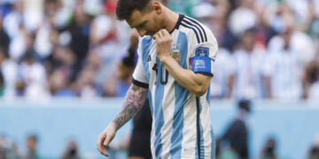 Messi lamenta derrota da Argentina, mas acredita na classificação: ‘Confiem neste grupo’