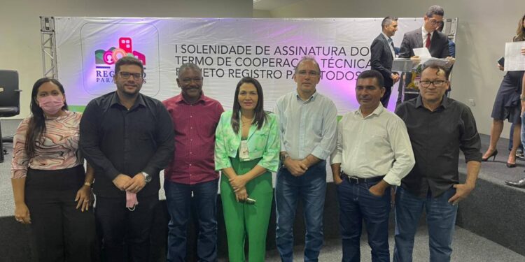 Vanderly Monteles: Prefeita de Anapurus participa de solenidade do programa “Registro para todos” no TJMA Vanderly Monteles: Prefeita de Anapurus participa de solenidade do programa “Registro para todos” no TJMA