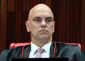 Porte suspenso: Alexandre de Moraes suspende autorização de porte de armas de fogo no DF