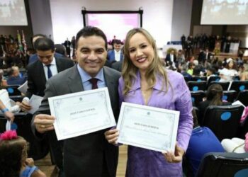 Diplomação: Primeiro casal de deputado federal eleito no Brasil é diplomado no Maranhão