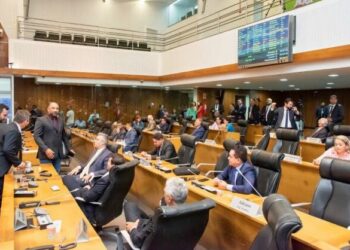 ALEMA: Assembleia aprova orçamento de R$ 25,7 bilhões para 2023