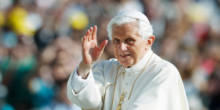 Papa emérito: Bento XVI morre aos 95 anos Papa emérito: Bento XVI morre aos 95 anos