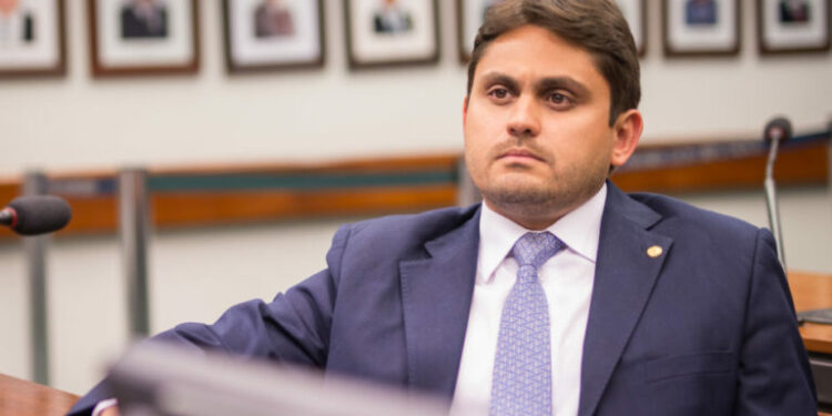 Juscelino Filho: Mais um maranhense no 1º escalão do Governo Lula Juscelino Filho: Mais um maranhense no 1º escalão do Governo Lula