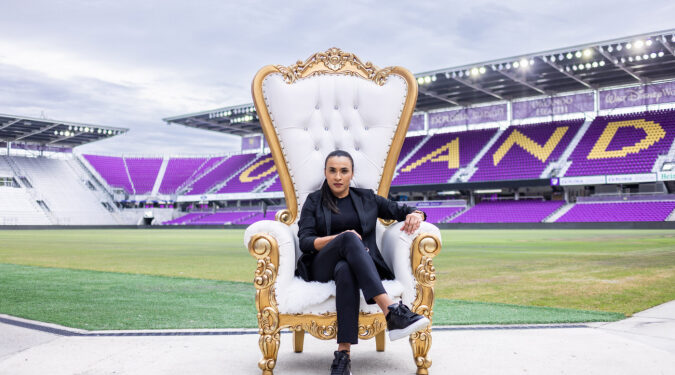 Rainha: Marta renova com o Orlando Pride por mais duas temporadas Rainha: Marta renova com o Orlando Pride por mais duas temporadas