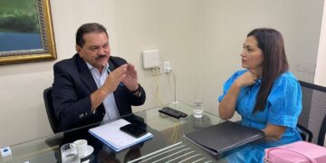 Anapurus: Professora Vanderly se reune com secretário de estado Rubens Pereira