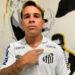 Homenagem: Santos divulga camisa com novo escudo com homenagem a Pelé Homenagem: Santos divulga camisa com novo escudo com homenagem a Pelé