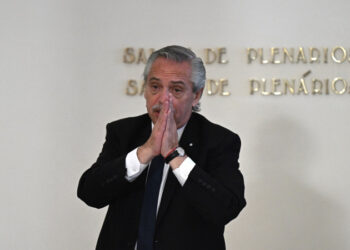 Argentina: País entra em conflito com FMI e diz que efeitos da guerra devem ser compensados em dívida