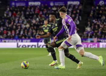 Racismo: LaLiga denuncia cânticos racistas contra Vinicius Jr em Real Madrid x Real Valladolid