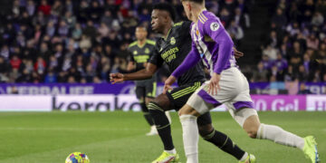 Racismo: LaLiga denuncia cânticos racistas contra Vinicius Jr em Real Madrid x Real Valladolid