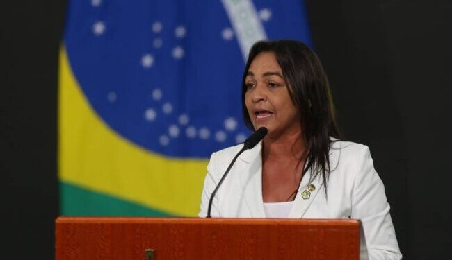 Senado: Eliziane Gama acerta filiação ao PSD e legenda se torna maior bancada da casa Senado: Eliziane Gama acerta filiação ao PSD e legenda se torna maior bancada da casa