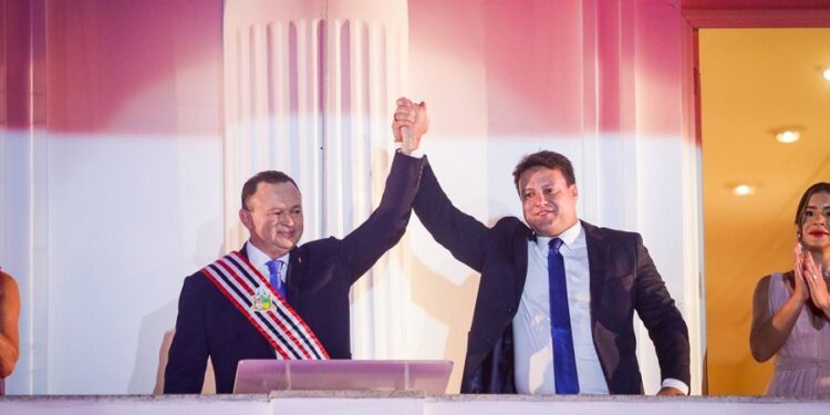 Palácio dos Leões: Carlos Brandão e Felipe Camarão tomaram posse hoje Palácio dos Leões: Carlos Brandão e Felipe Camarão tomaram posse hoje