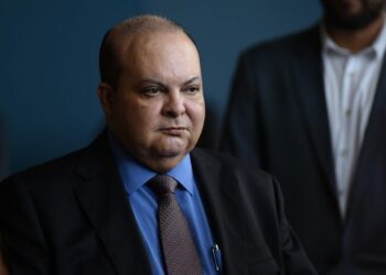 Ibaneis: Governador afastado é alvo de busca em ação contra atos golpistas