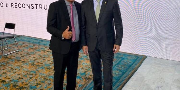 Luís Fernando: Prefeito de Humberto de Campos esteve ontem com Juscelino Filho Luís Fernando: Prefeito de Humberto de Campos esteve ontem com Juscelino Filho