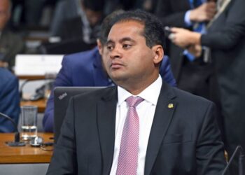 Weverton Rocha: Senador aciona polícia após criminoso usar conta falsa para aplicar golpe em seu nome