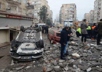 Tragédia: Terremoto de magnitude 7,8 deixa mais de 2.300 mortos na Turquia e na Síria